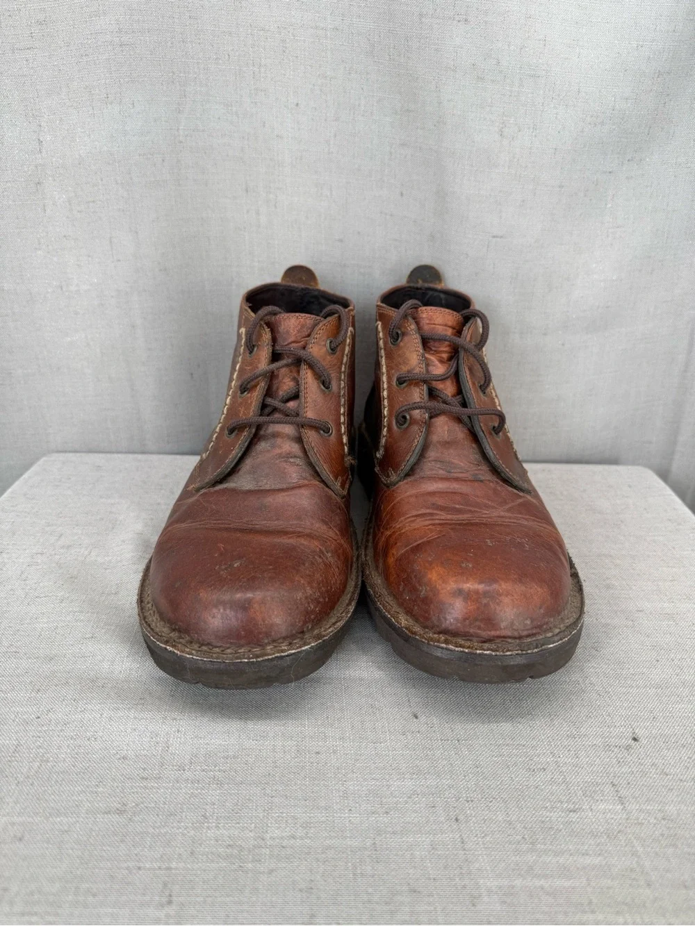 H.S. Trask Classic Chukka Boot 3248 Size 9 Rich Brown Leather Vibram Sole